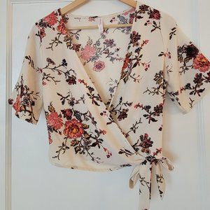 Floral print Crop Wrap top Xhilaration